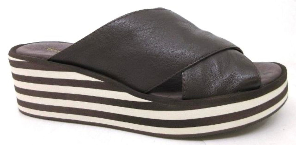 Fellah  Slide - Chocolate