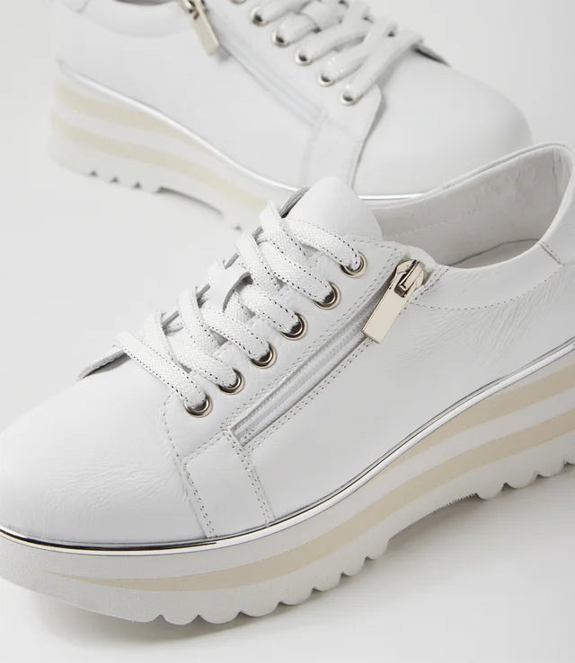 Eammes - White