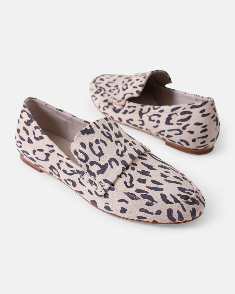 Dutch Leather Loafer - Vanilla Leopard Suede