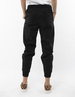 Let Loose Jogger - Washed Black